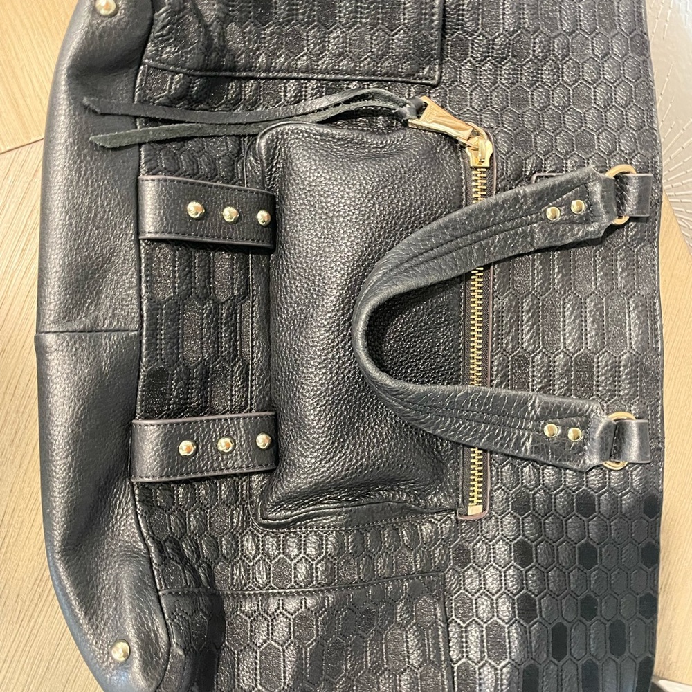 Aimee Kerstenberg tote with cross body strap - Picture 7 of 11